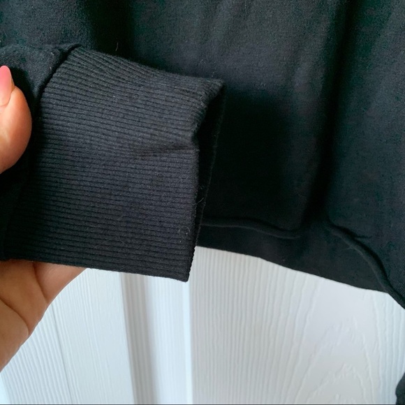 Sassy black crop top long sleeve shipping size medium - Picture 8 of 10